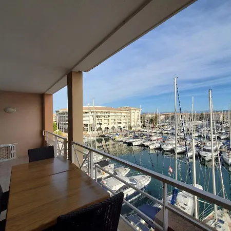 Cap Hermes Vue Port T2 40m2 Climatise 4 Personnes Appartement