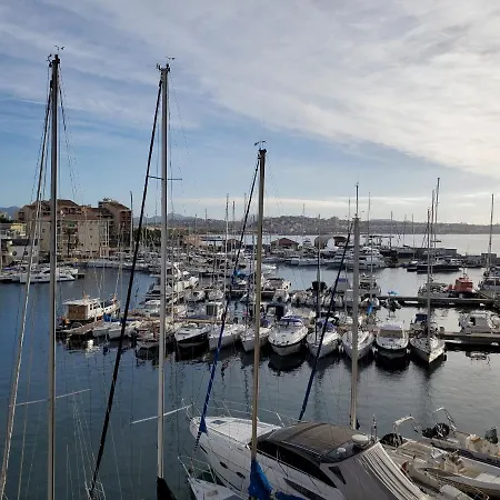 Appartement Cap Hermes Vue Port T2 40m2 Climatise 4 Personnes *